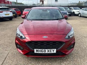 Used Ford Focus 2019 for sale - 76259333: Photo 2