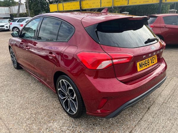 Used Ford Focus 2019 for sale - 76259333: Photo 5