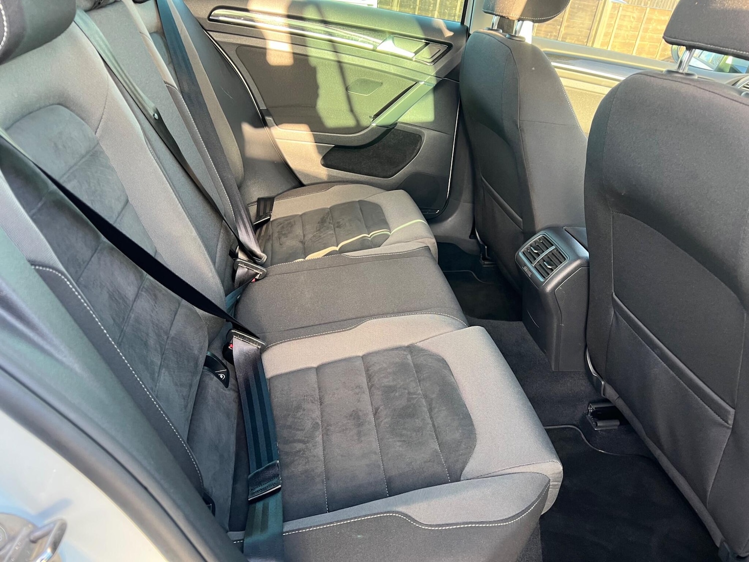 Used Volkswagen Golf 2017 for sale - 77575128: Photo 14