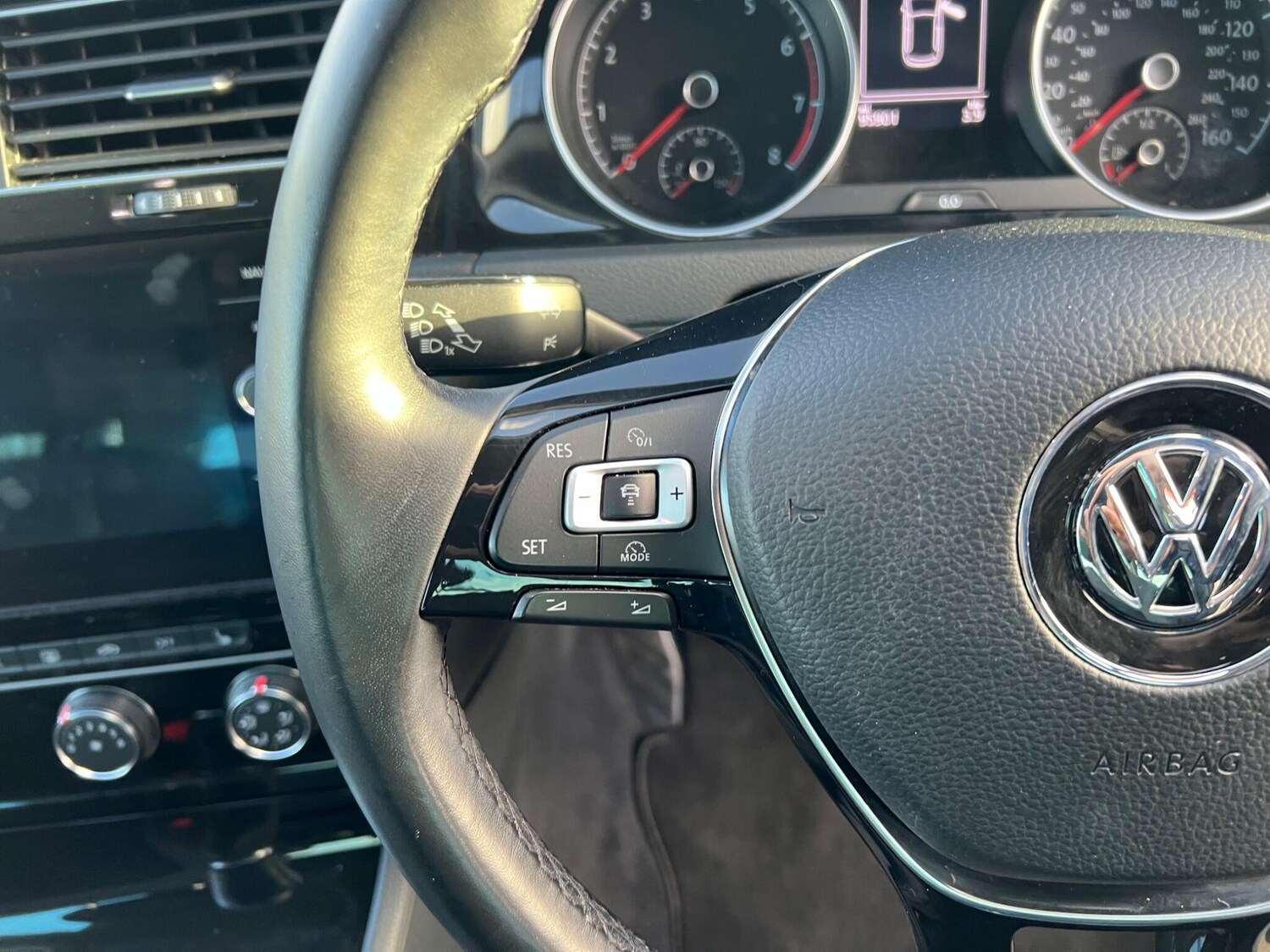 Used Volkswagen Golf 2017 for sale - 77575128: Photo 16