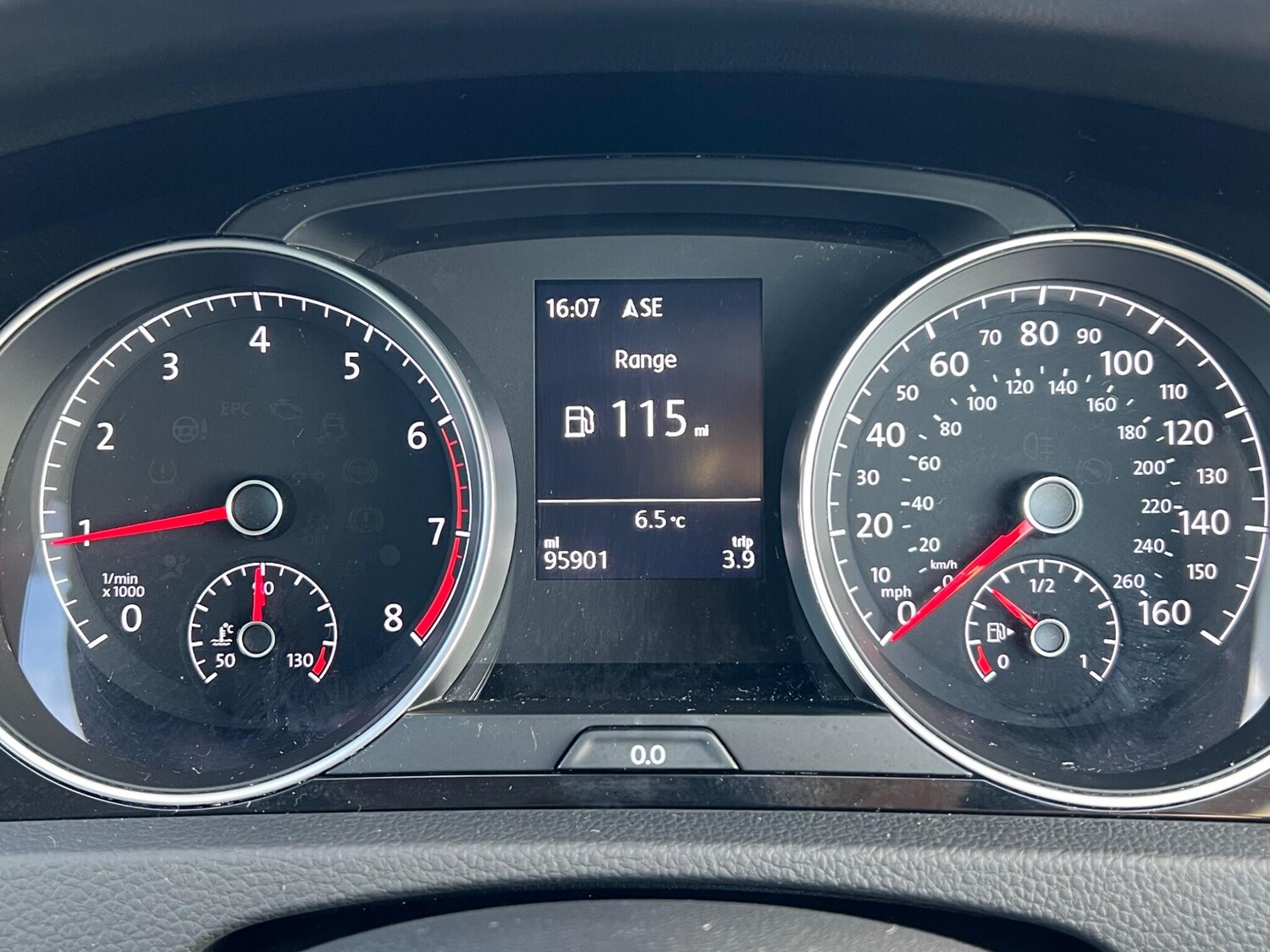 Used Volkswagen Golf 2017 for sale - 77575128: Photo 20