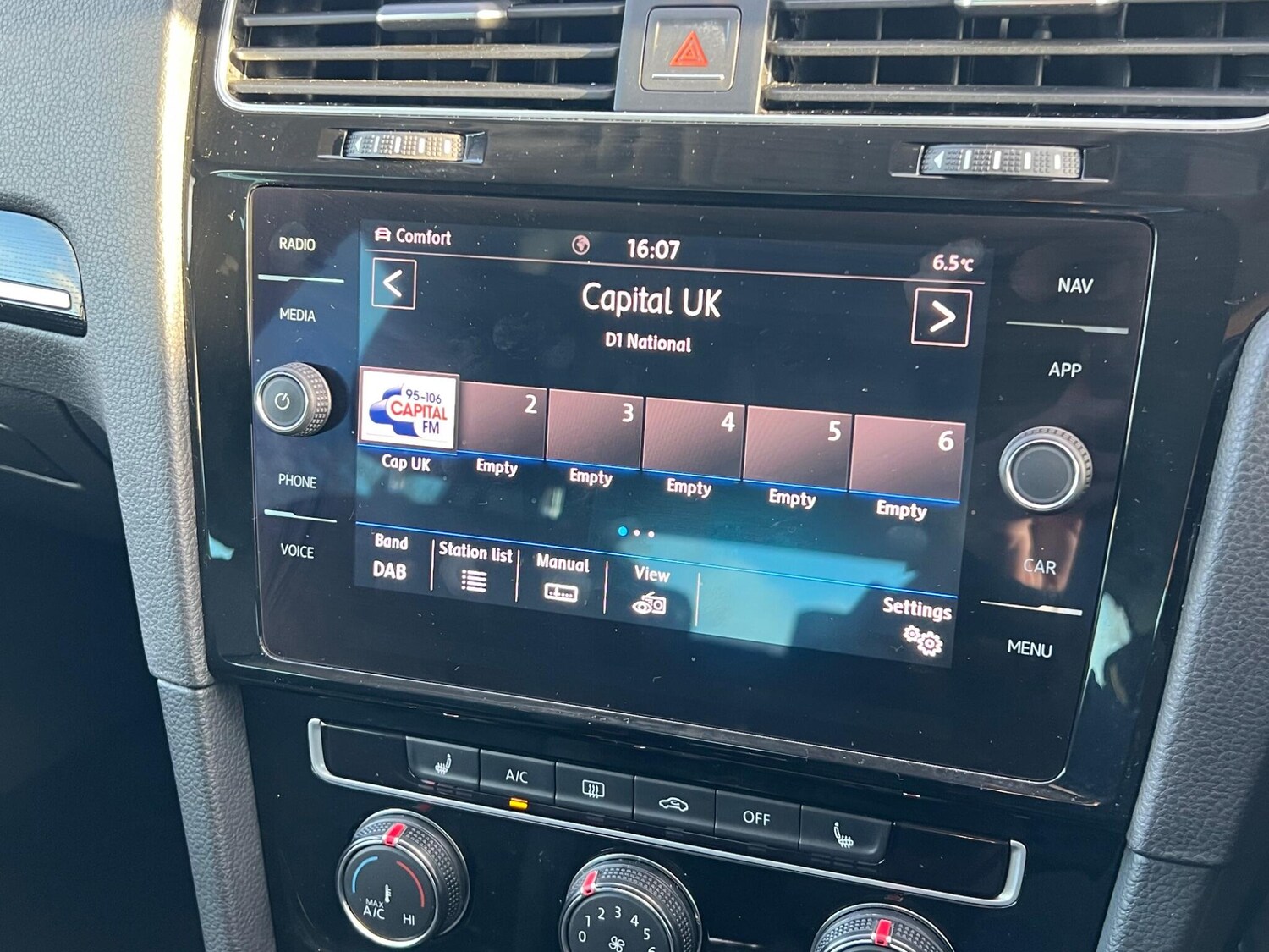 Used Volkswagen Golf 2017 for sale - 77575128: Photo 21