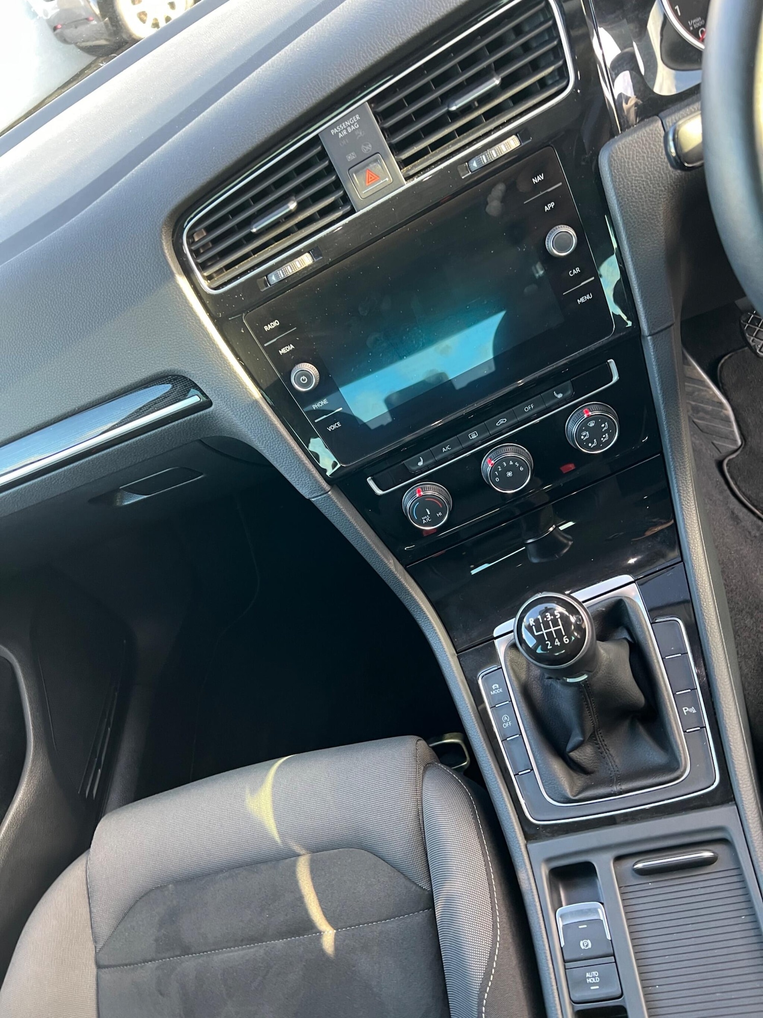 Used Volkswagen Golf 2017 for sale - 77575128: Photo 27