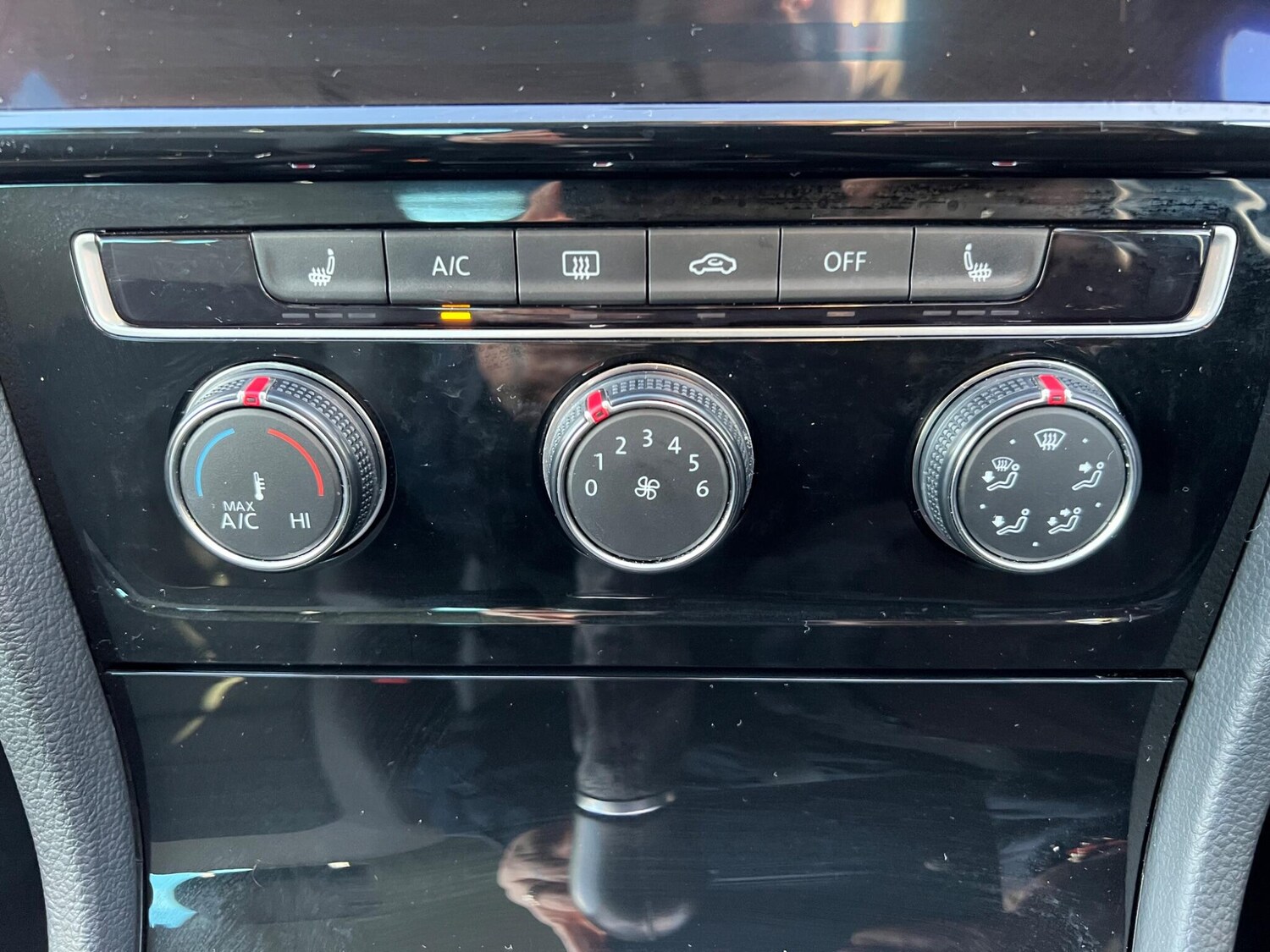 Used Volkswagen Golf 2017 for sale - 77575128: Photo 28