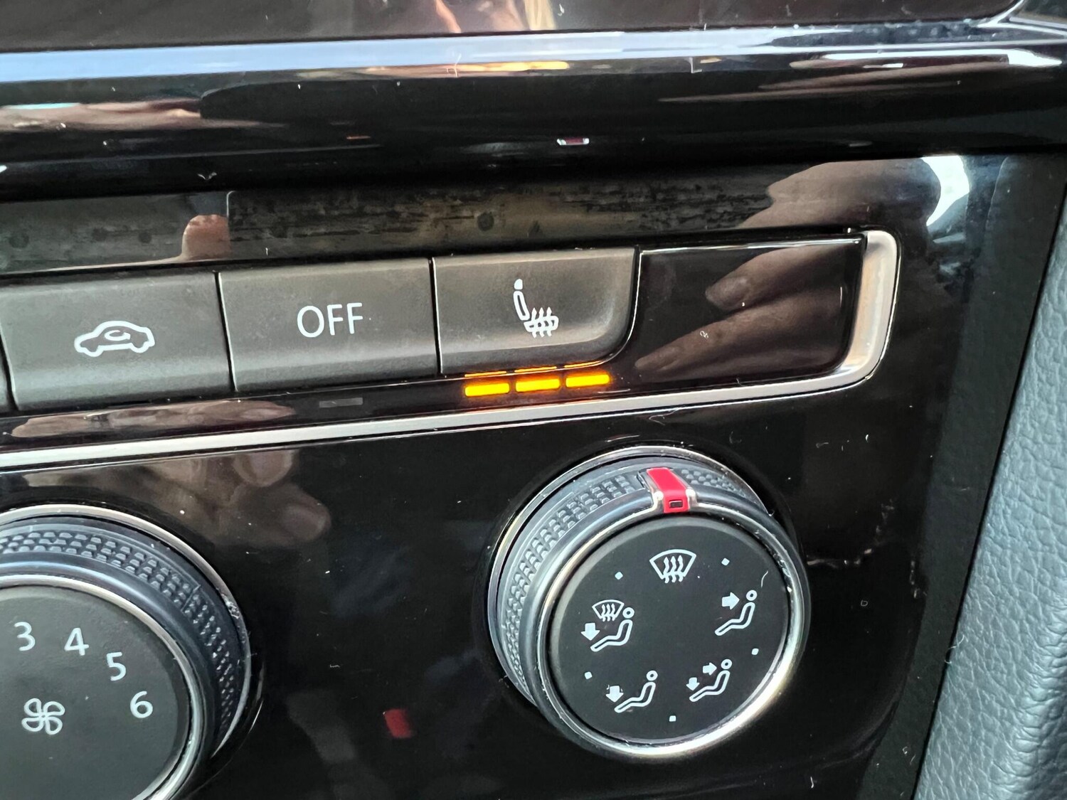 Used Volkswagen Golf 2017 for sale - 77575128: Photo 29