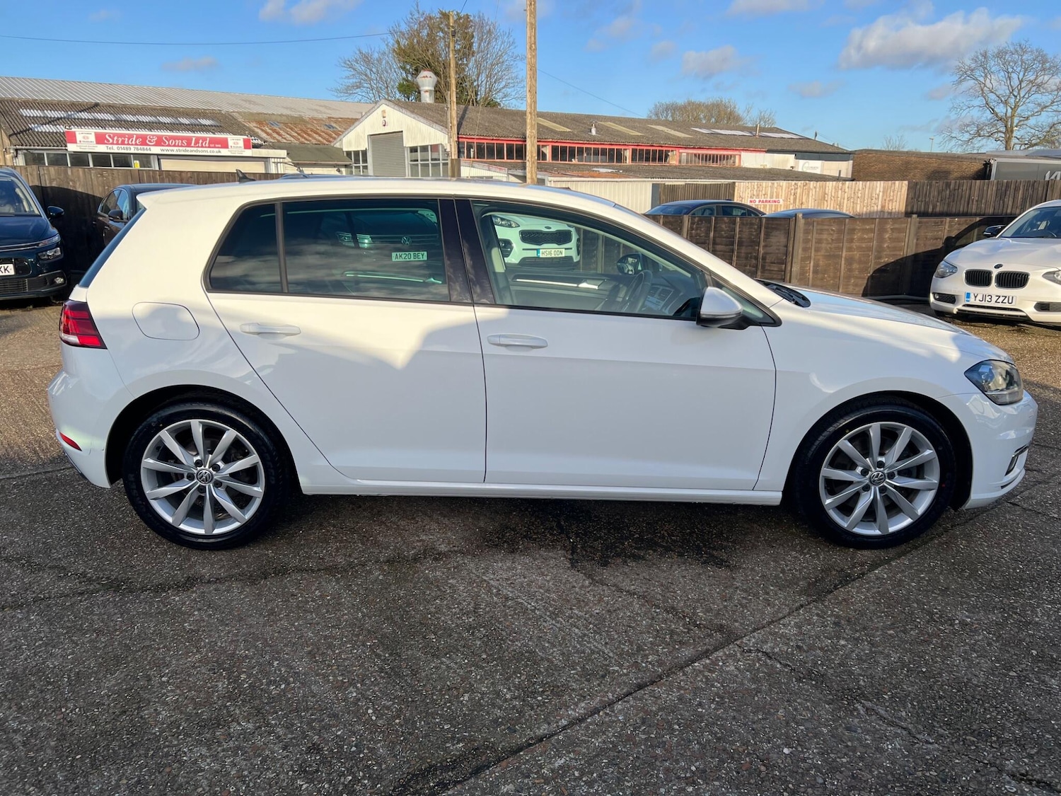Used Volkswagen Golf 2017 for sale - 77575128: Photo 8