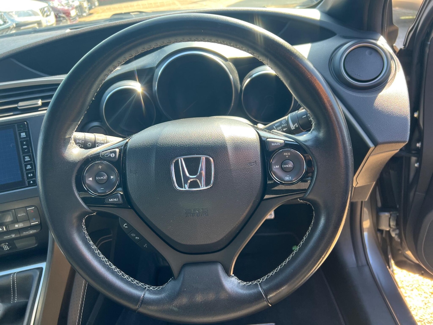Used Honda Civic 2016 for sale - 76152149: Photo 15