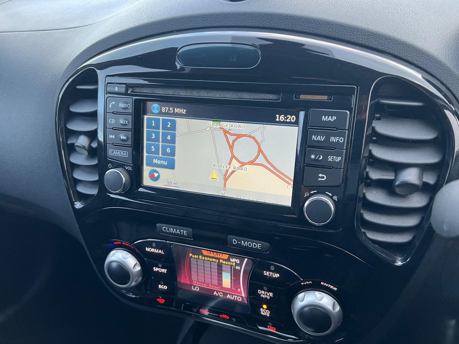 Used Nissan Juke for sale - 77626193: Photo 22