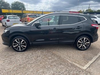 Used Nissan Qashqai 2016 for sale - 79821293: Photo