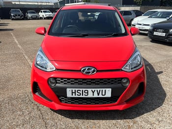 Used Hyundai i10 2019 for sale - 79646352: Photo
