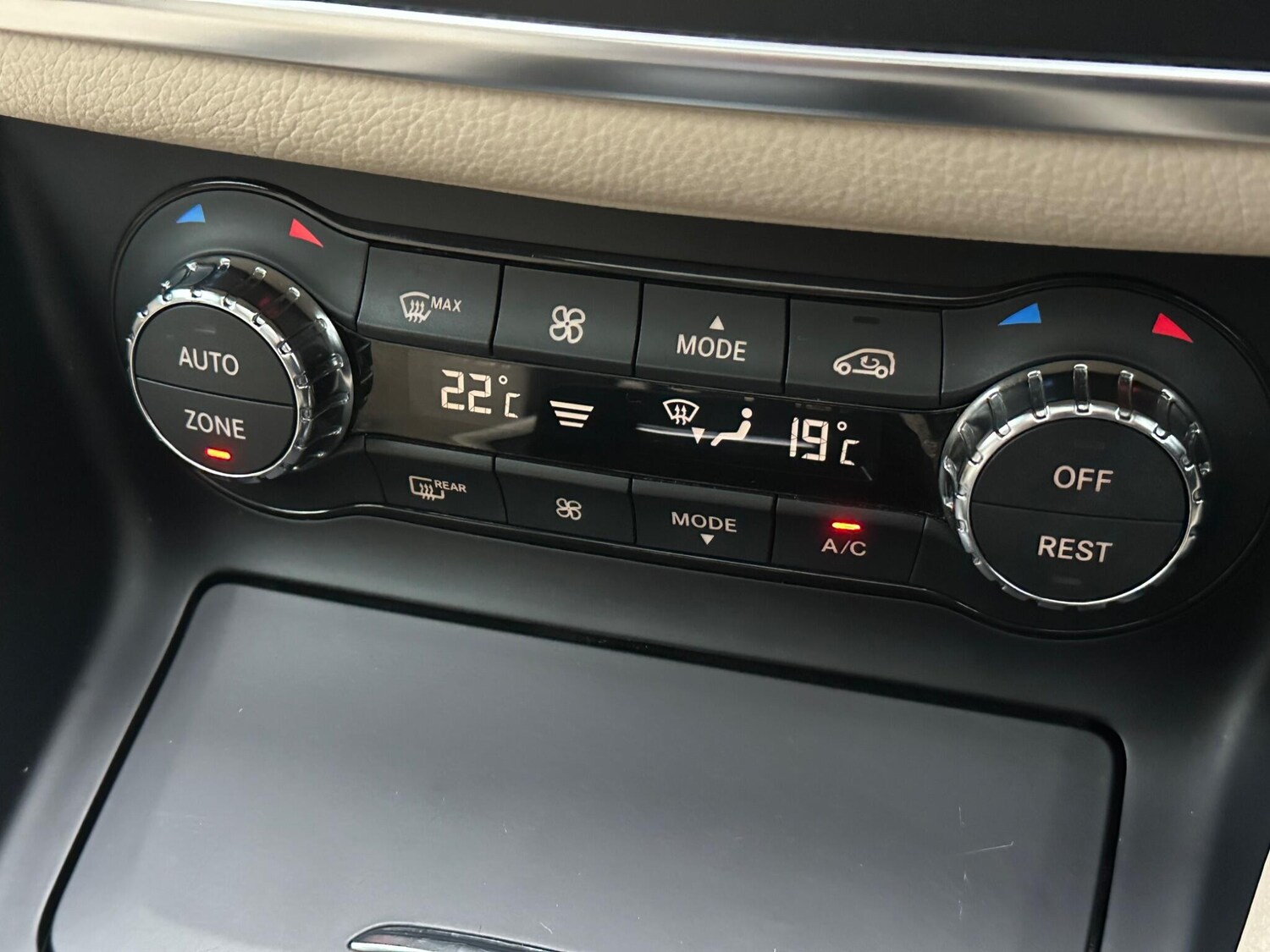 Used Mercedes-Benz GLA 2016 for sale - 76772253: Photo 31