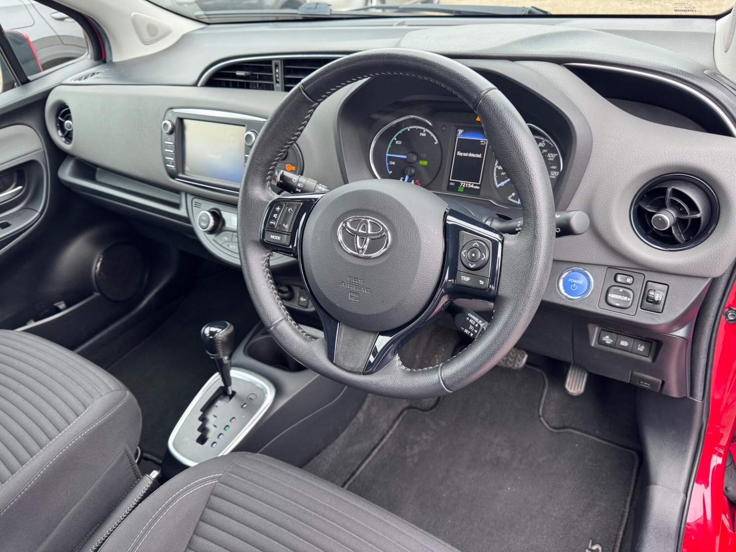Used Toyota Yaris 2019 for sale - 78184345: Photo 12