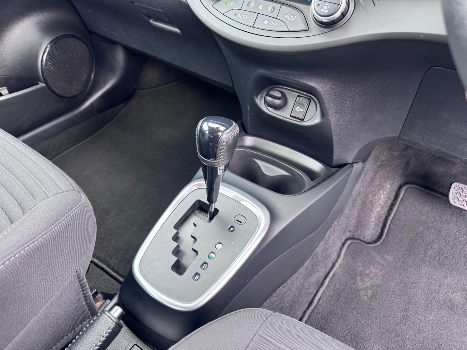 Used Toyota Yaris 2019 for sale - 78184345: Photo 15