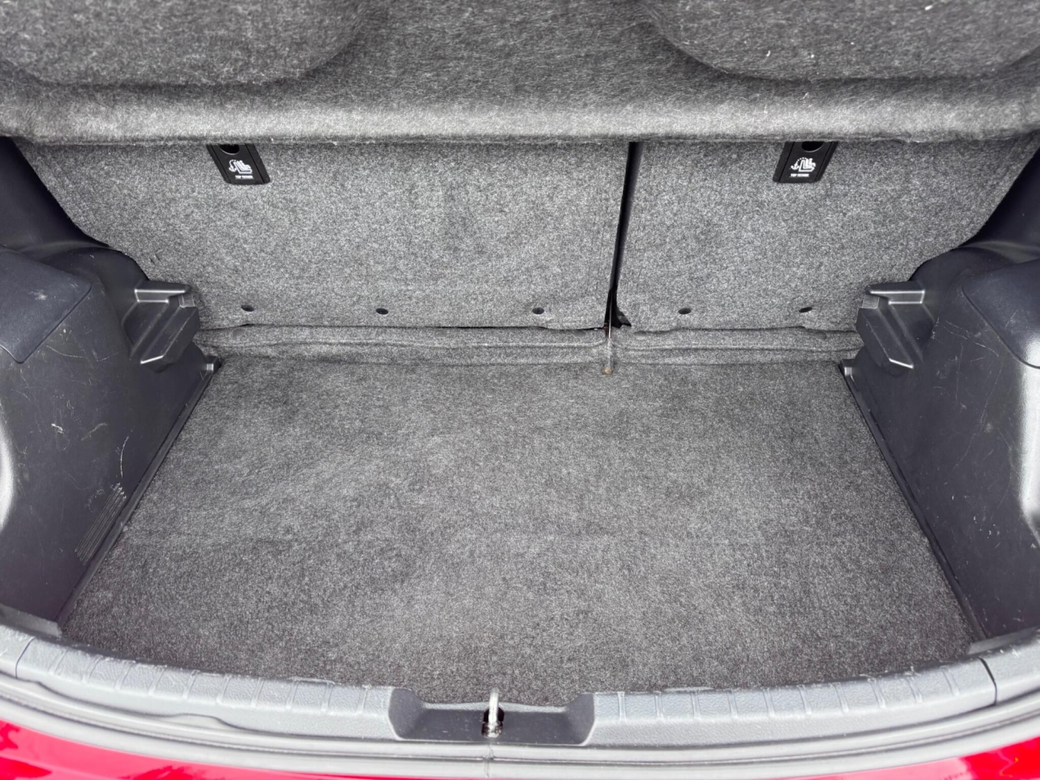 Used Toyota Yaris 2019 for sale - 78184345: Photo 32