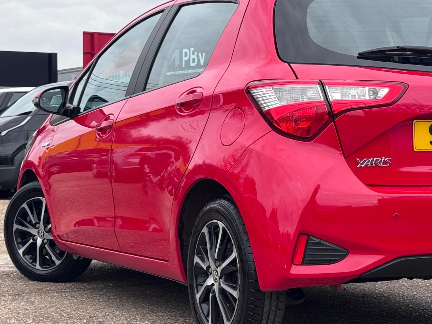 Used Toyota Yaris 2019 for sale - 78184345: Photo 9