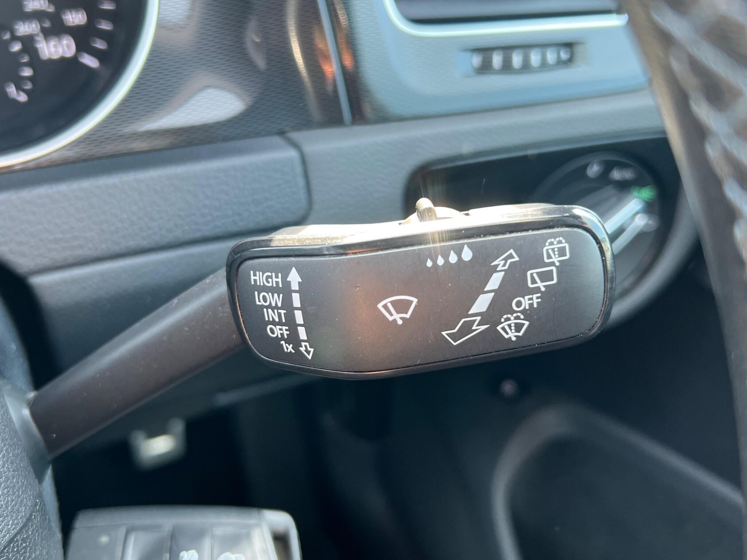 Used Volkswagen Golf 2016 for sale - 77957186: Photo 17