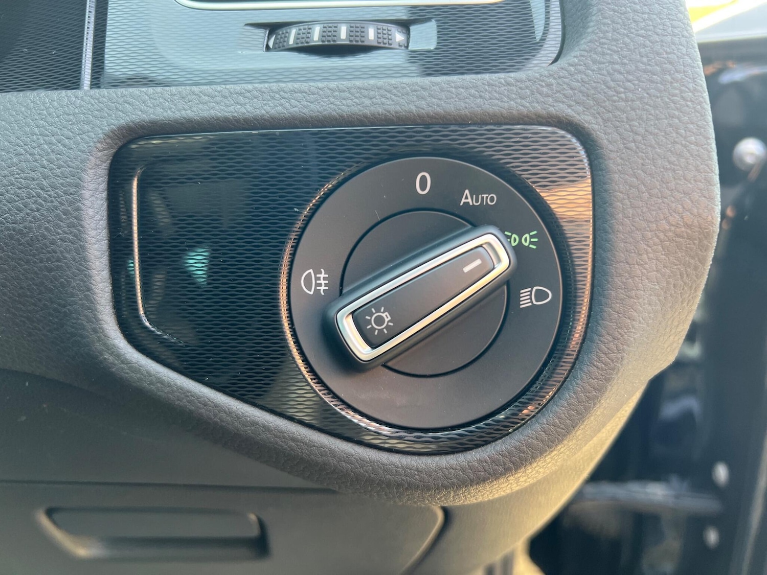 Used Volkswagen Golf 2016 for sale - 77957186: Photo 26