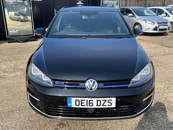 Used Volkswagen Golf 2016 for sale - 77957186: Photo