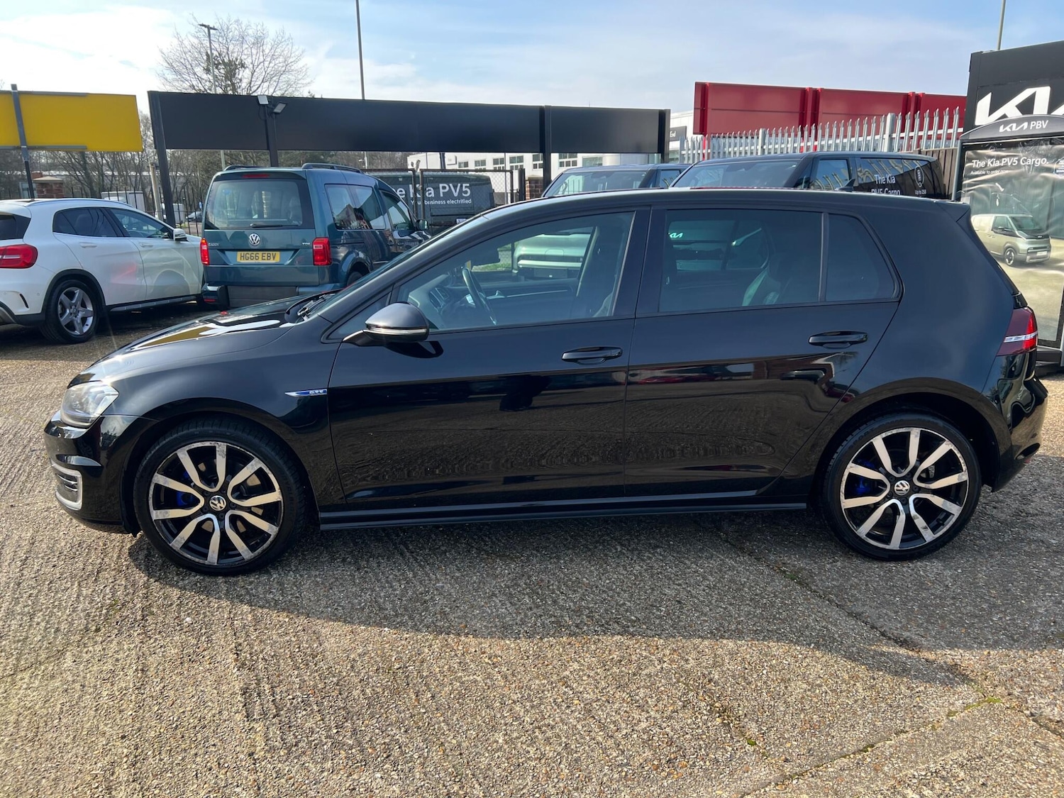 Used Volkswagen Golf 2016 for sale - 77957186: Photo 4