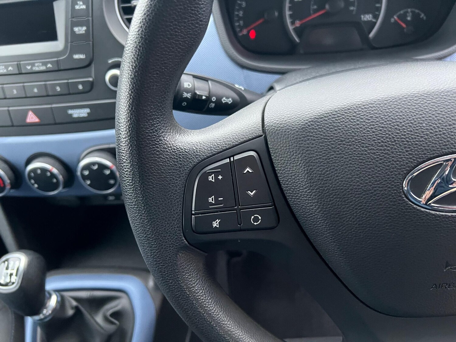 Used Hyundai i10 2014 for sale - 77510566: Photo 14