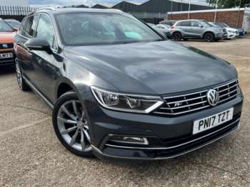 2017 (17) - 2.0 TDI R-Line 5dr [Panoramic Roof]