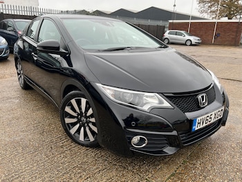 Used Honda Civic 2015 for sale - 76926132: Photo