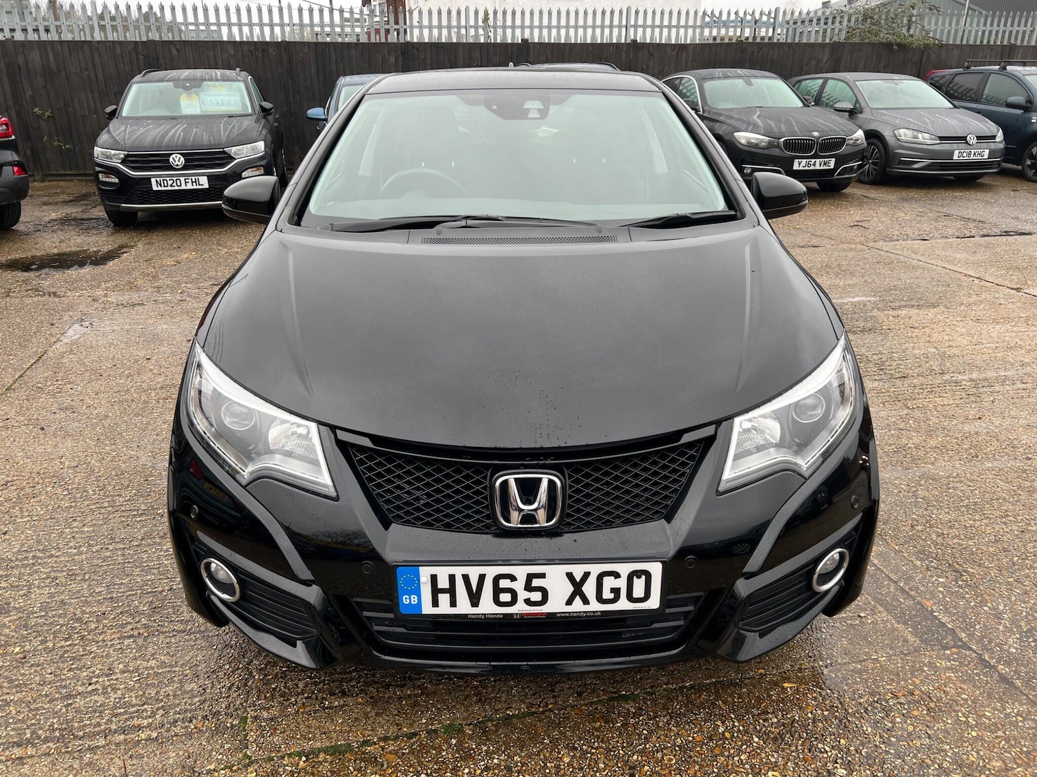 Used Honda Civic 2015 for sale - 76926132: Photo 2