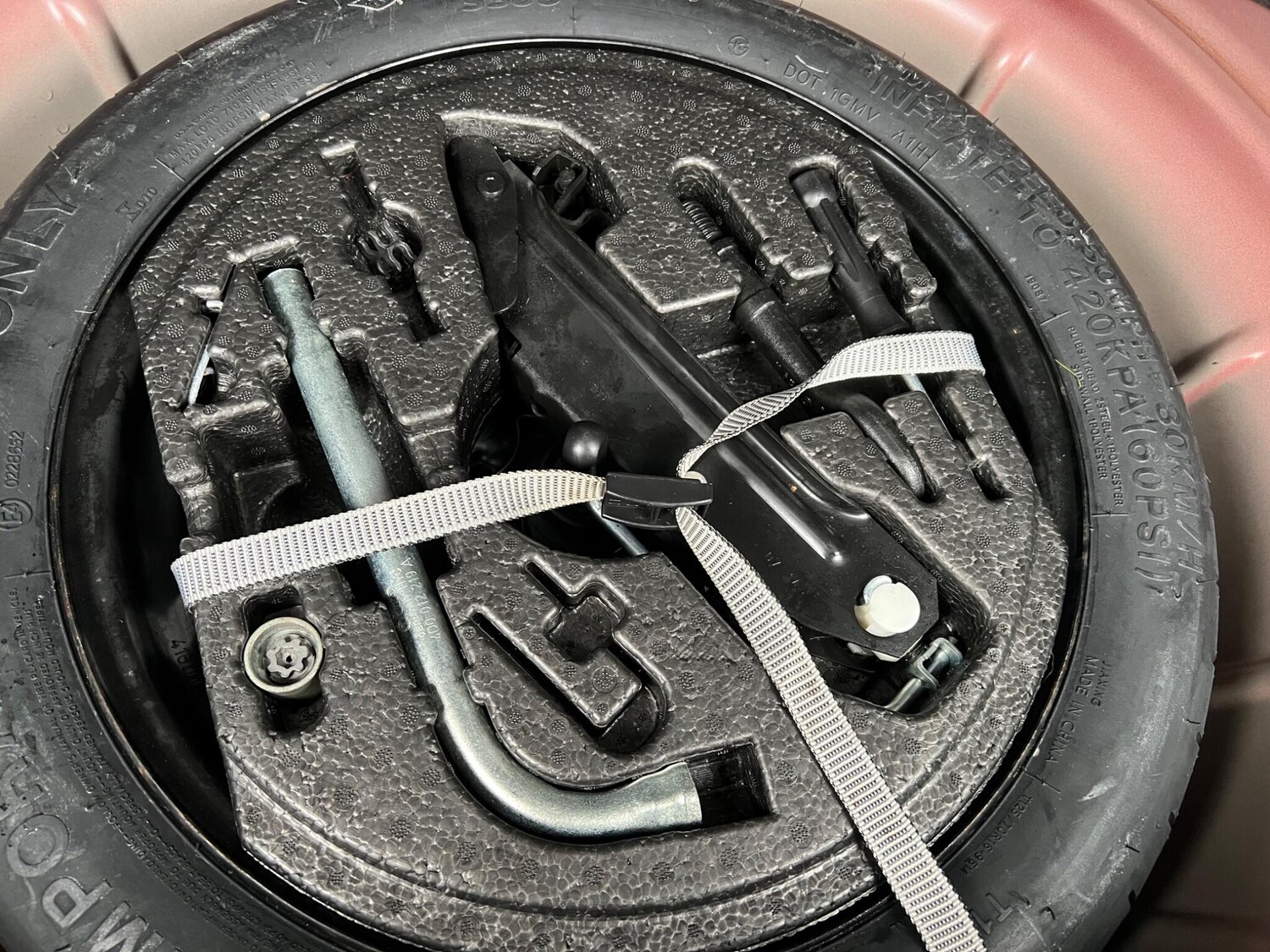 Used Volkswagen Golf 2014 for sale - 77723539: Photo 28