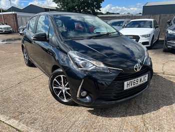 Used Toyota Yaris 2019 for sale - 78866397: Photo