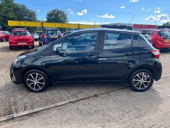Used Toyota Yaris 2019 for sale - 78866397: Photo