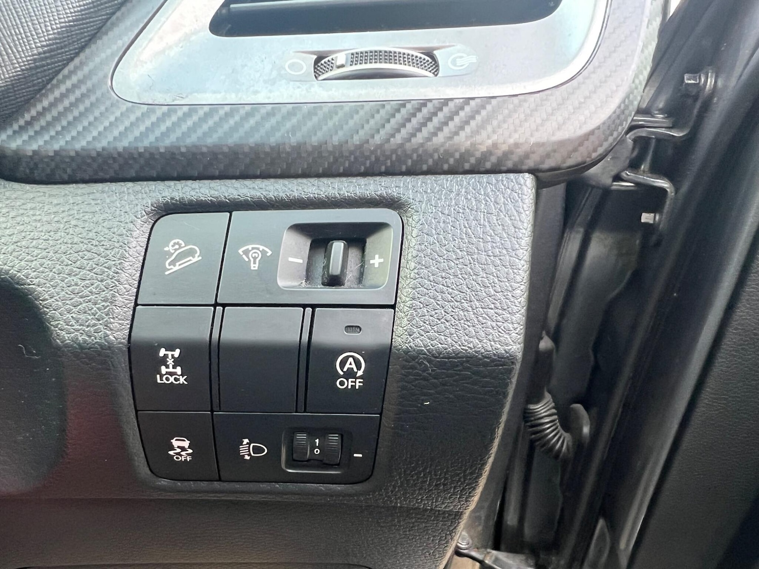 Used Hyundai Santa Fe 2017 for sale - 76561690: Photo 29