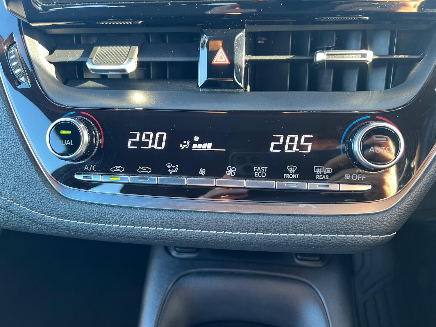 Used Toyota Corolla 2019 for sale - 77191257: Photo 28