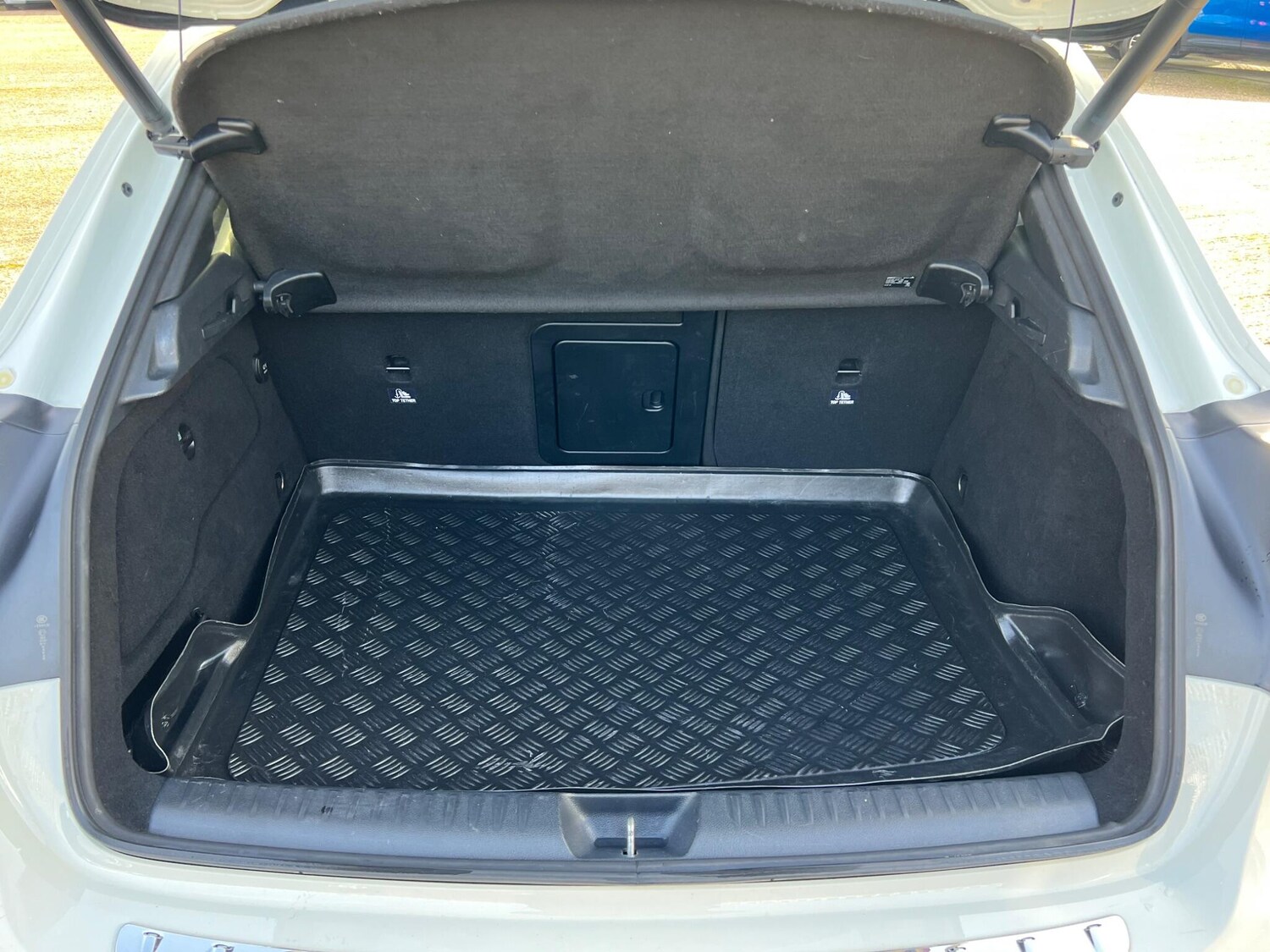 Used Mercedes-Benz GLA 2014 for sale - 77722784: Photo 11