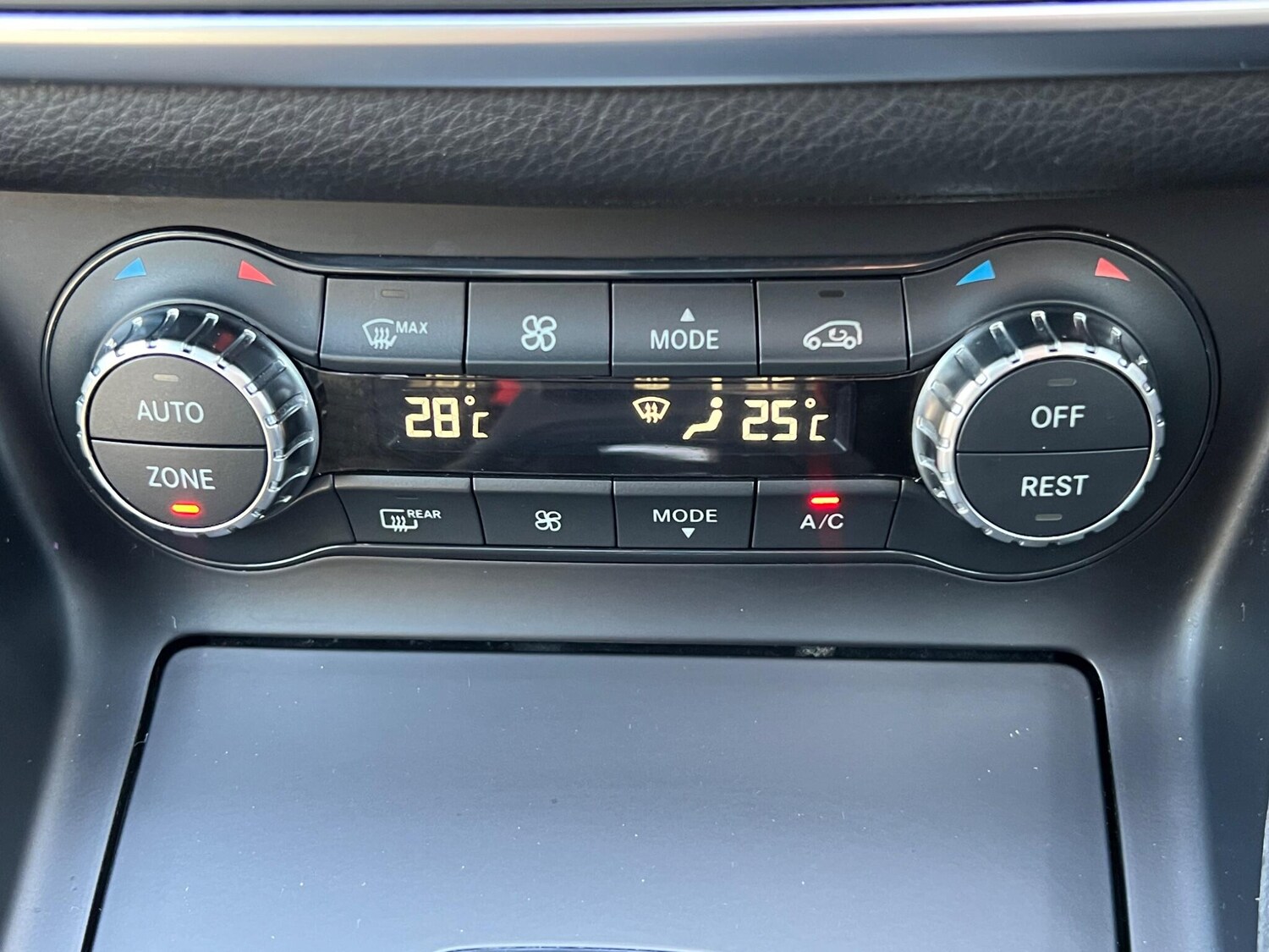 Used Mercedes-Benz GLA 2014 for sale - 77722784: Photo 28