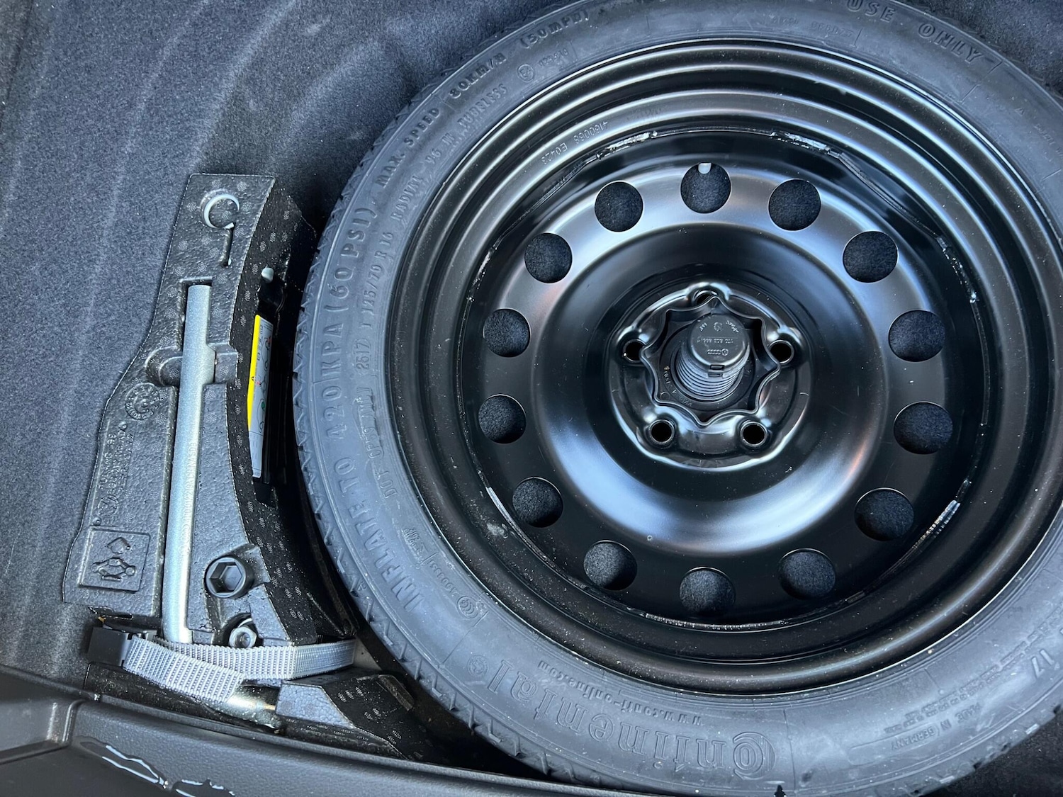 Used Volkswagen Golf 2017 for sale - 78034689: Photo 12