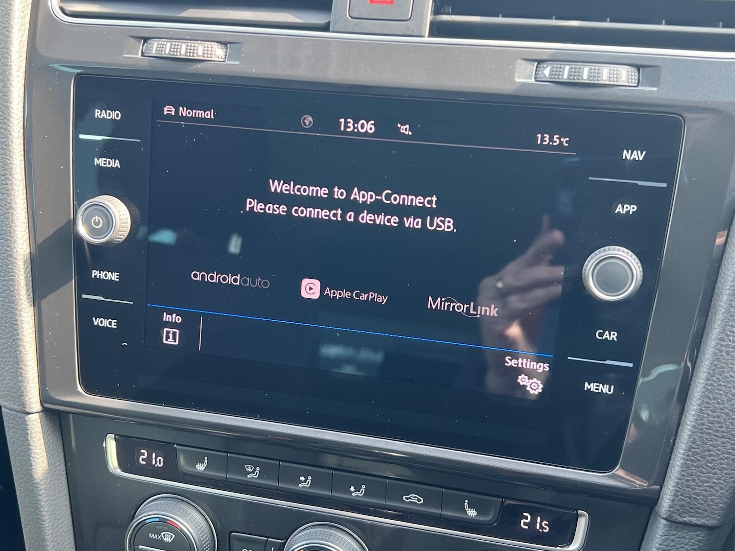 Used Volkswagen Golf 2020 for sale - 78034440: Photo 24