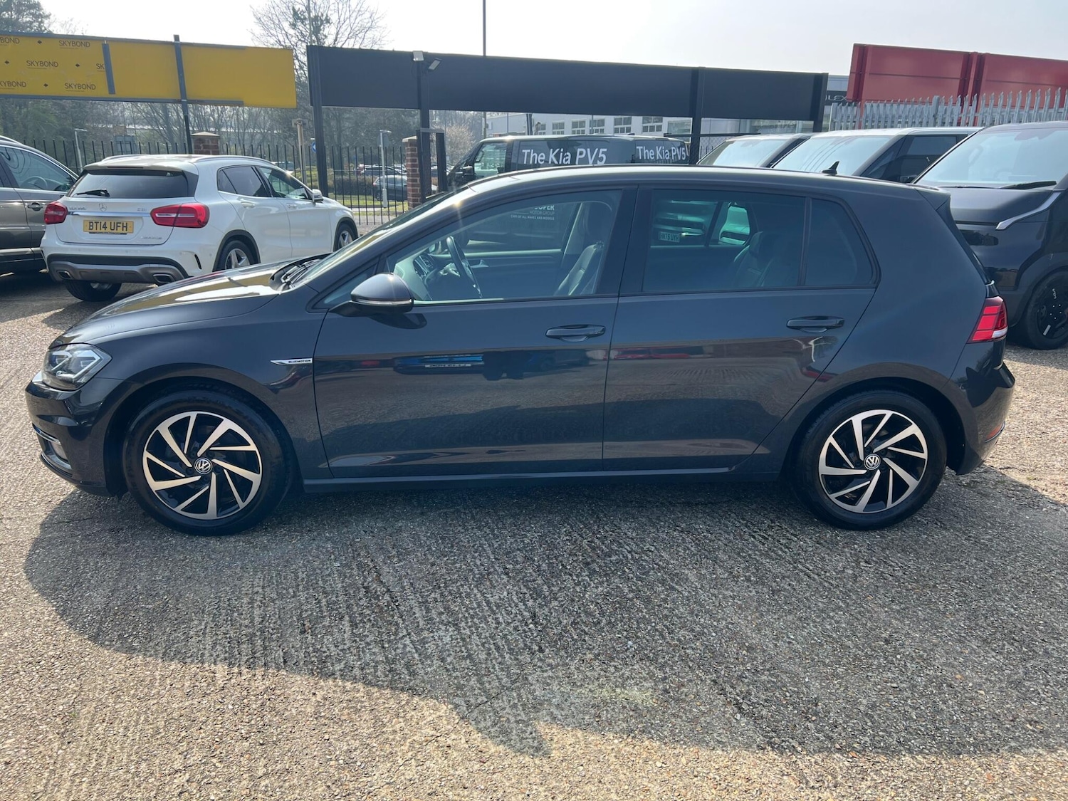 Used Volkswagen Golf 2020 for sale - 78034440: Photo 4