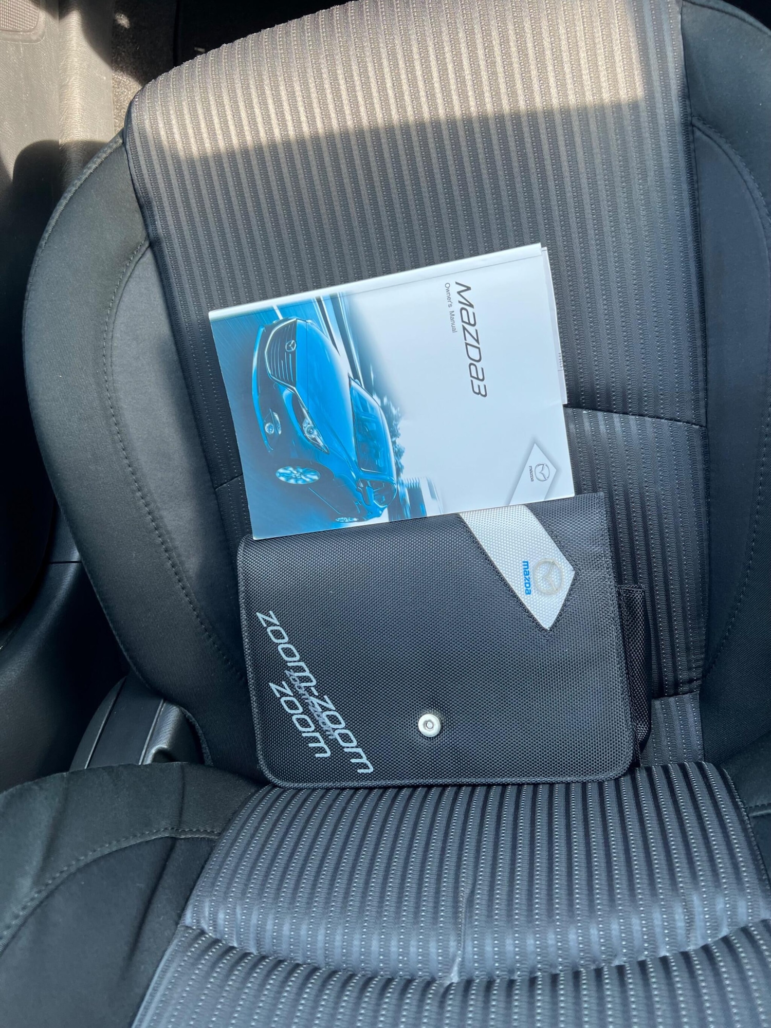 Used Mazda Mazda3 for sale - 78006874: Photo 28