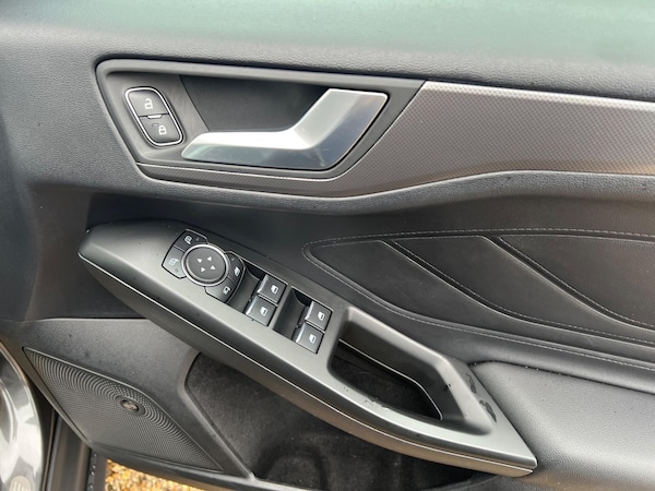 Used Ford Focus 2019 for sale - 76166814: Photo 30