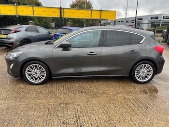 Used Ford Focus 2019 for sale - 76166814: Photo 4