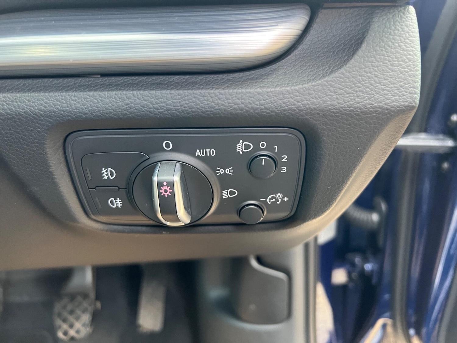 Used Audi A3 2015 for sale - 76926486: Photo 15