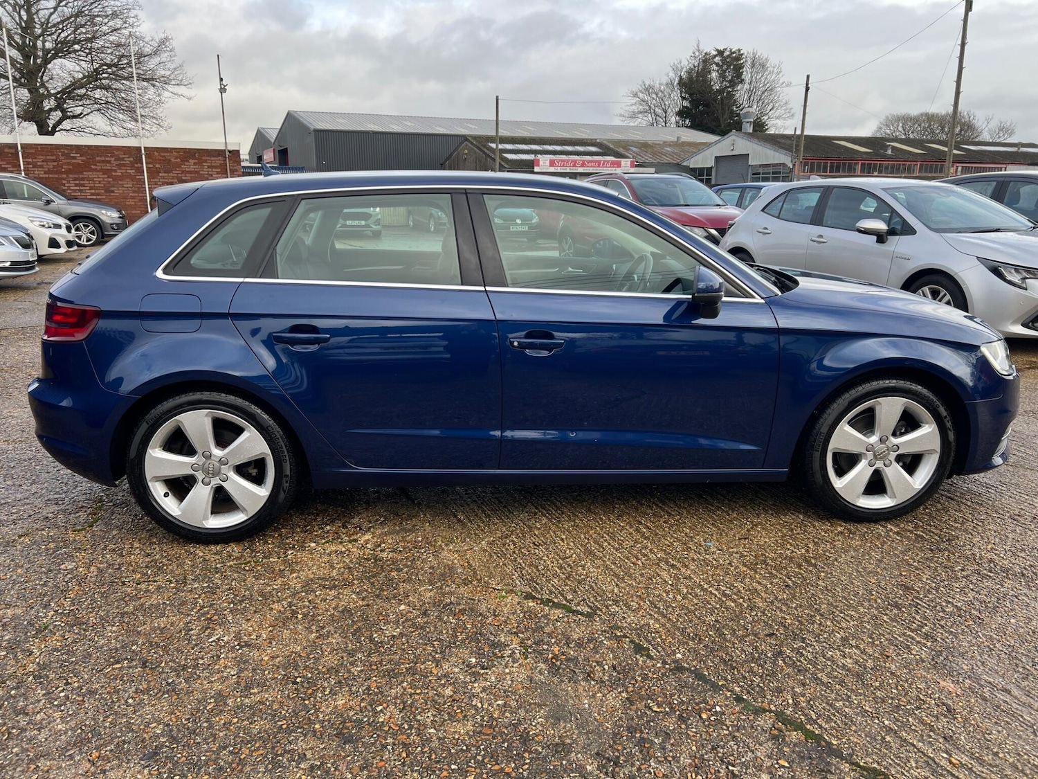 Used Audi A3 2015 for sale - 76926486: Photo 8