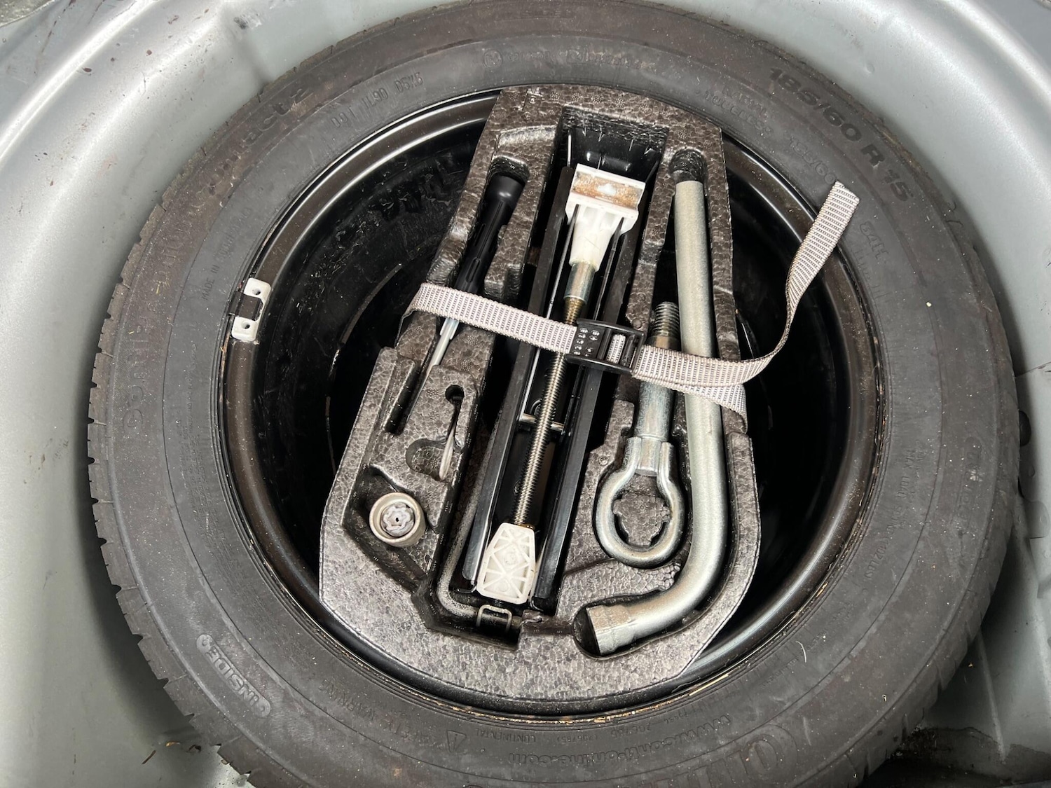 Used Volkswagen Polo 2014 for sale - 77538000: Photo 12