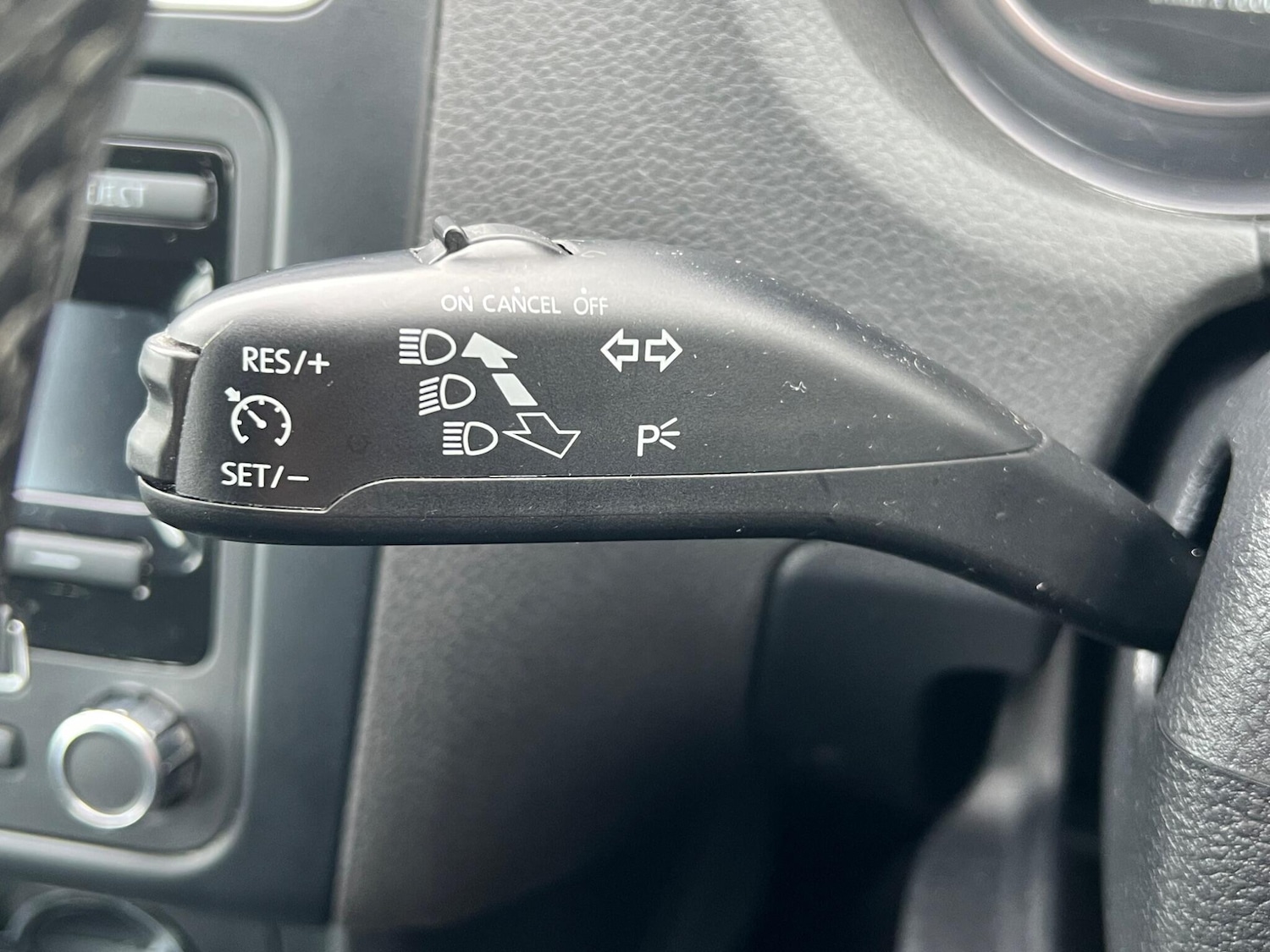 Used Volkswagen Polo 2014 for sale - 77538000: Photo 16