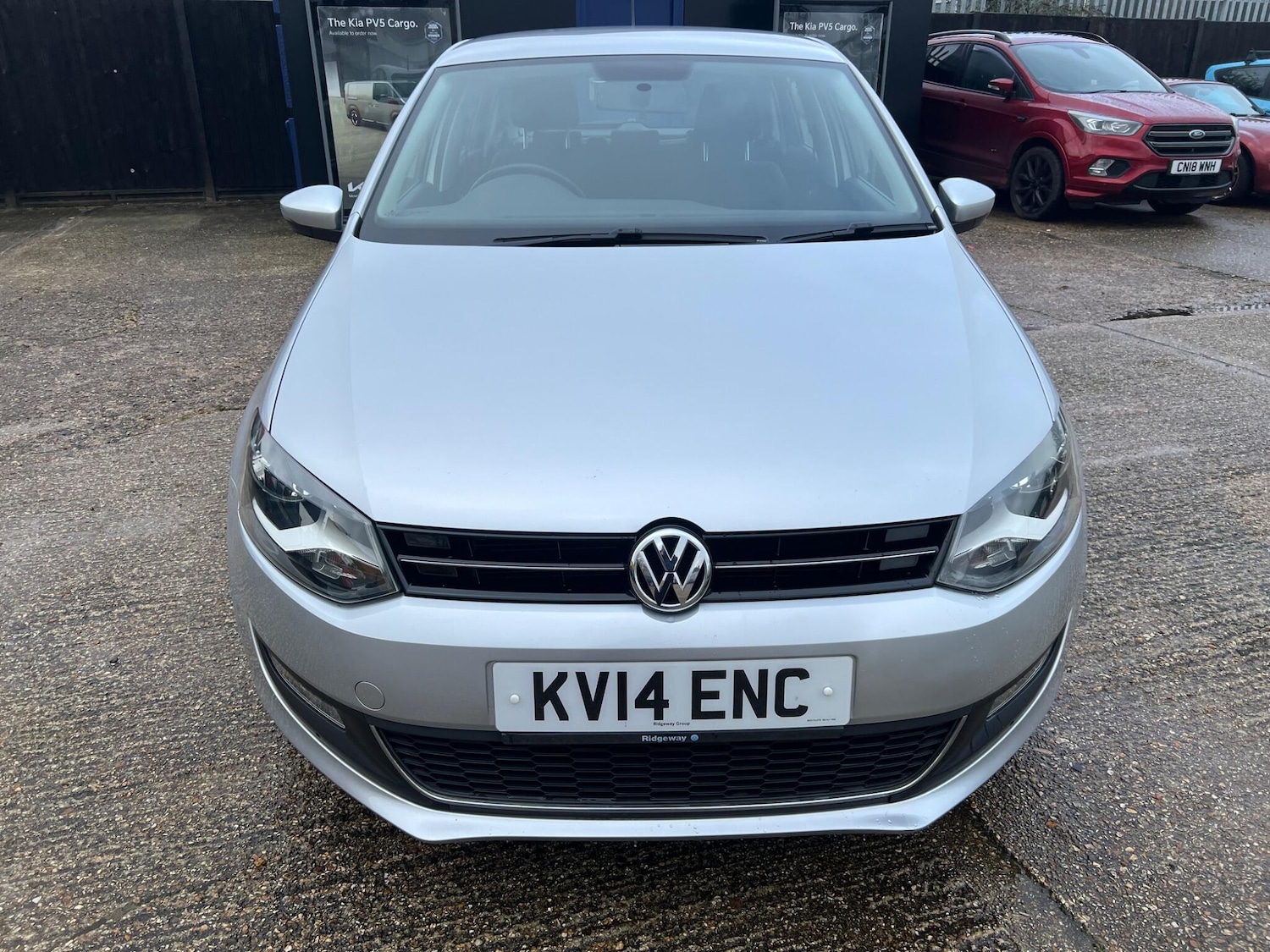 Used Volkswagen Polo 2014 for sale - 77538000: Photo 2