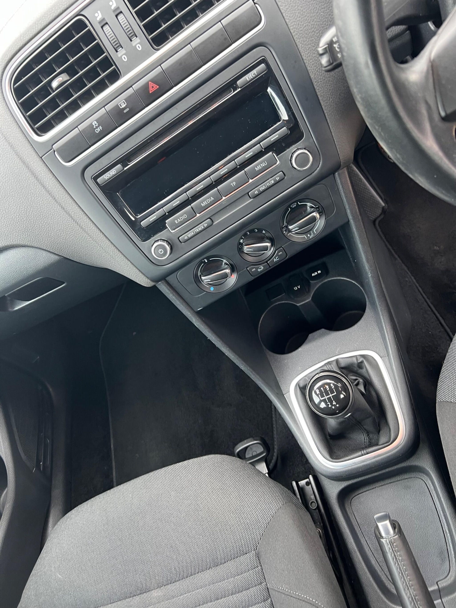 Used Volkswagen Polo 2014 for sale - 77538000: Photo 21