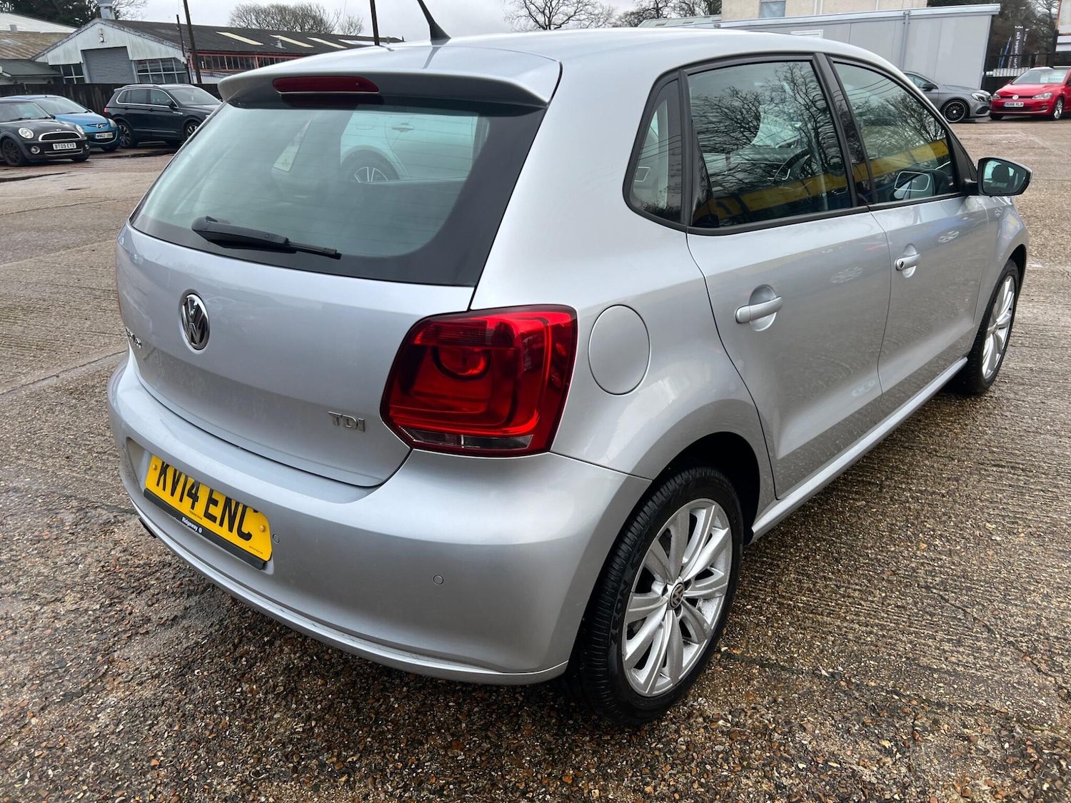 Used Volkswagen Polo 2014 for sale - 77538000: Photo 7
