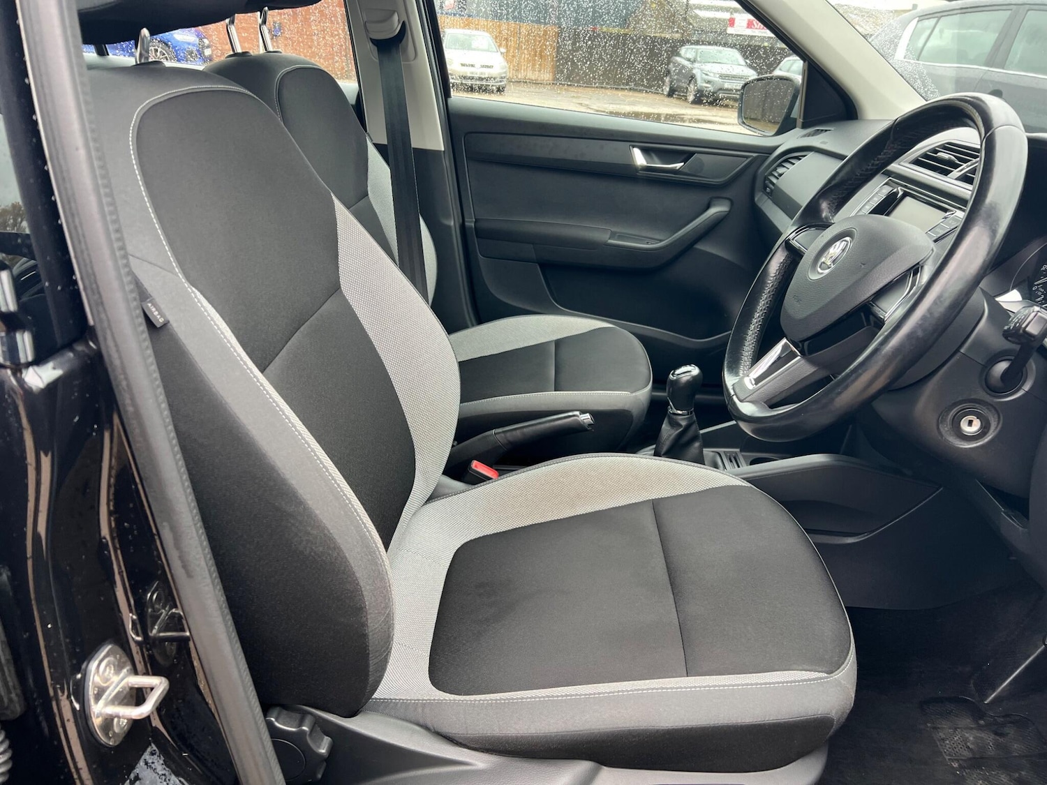 Used Skoda Fabia 2015 for sale - 76456835: Photo 13