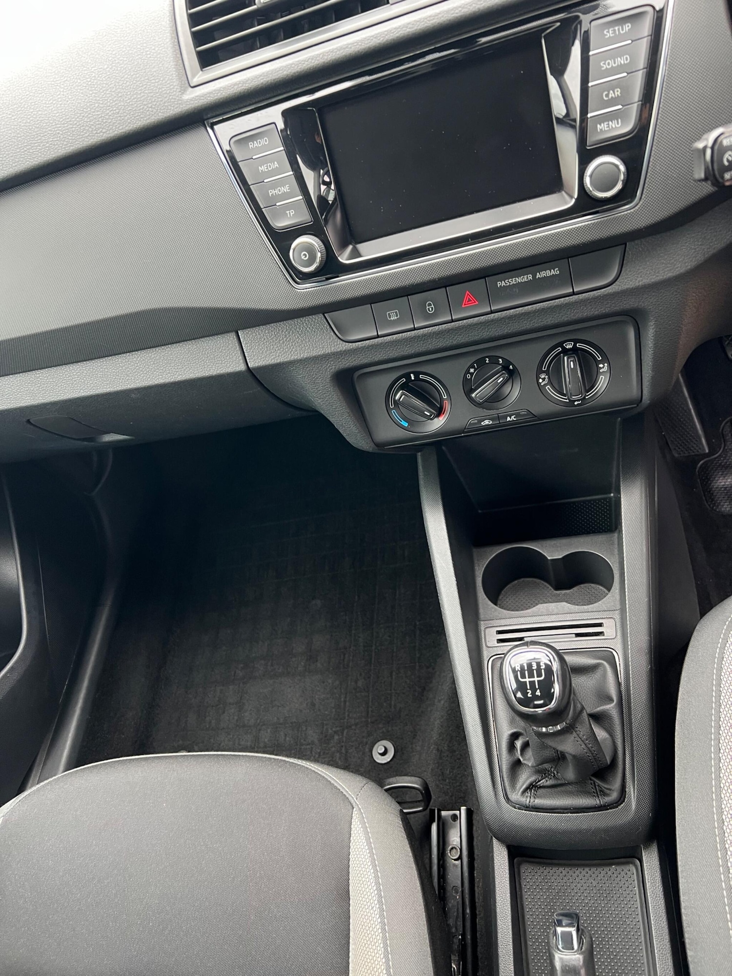 Used Skoda Fabia 2015 for sale - 76456835: Photo 25