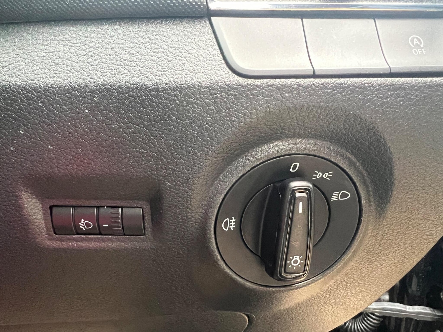 Used Skoda Fabia 2015 for sale - 76456835: Photo 27